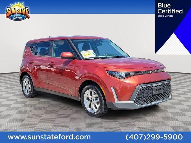 2024 Kia Soul LX — photo 1 of 13