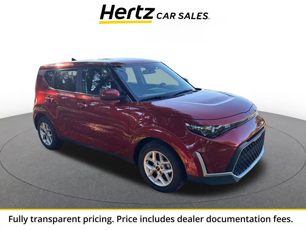2025 Kia Soul LX — photo 1 of 11