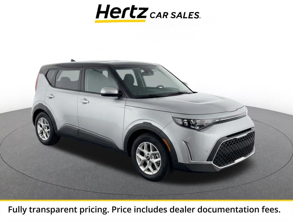 2025 Kia Soul LX — photo 1 of 1
