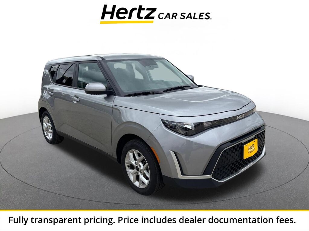 2025 Kia Soul LX — photo 1 of 1