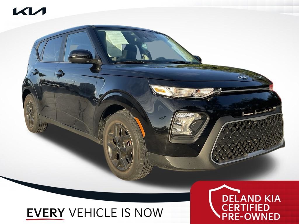 2021 Kia Soul S — photo 1 of 10