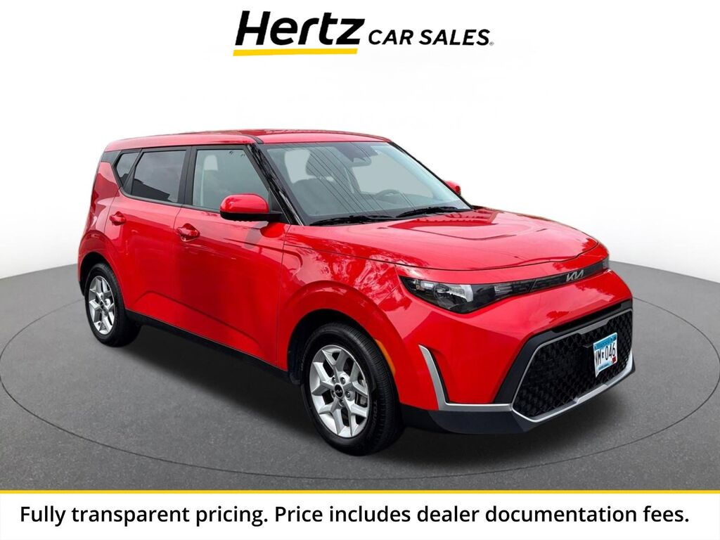 2025 Kia Soul LX — photo 1 of 11
