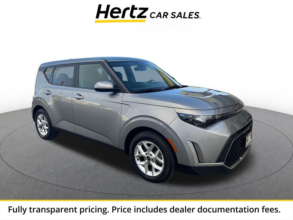2025 Kia Soul LX — photo 1 of 1