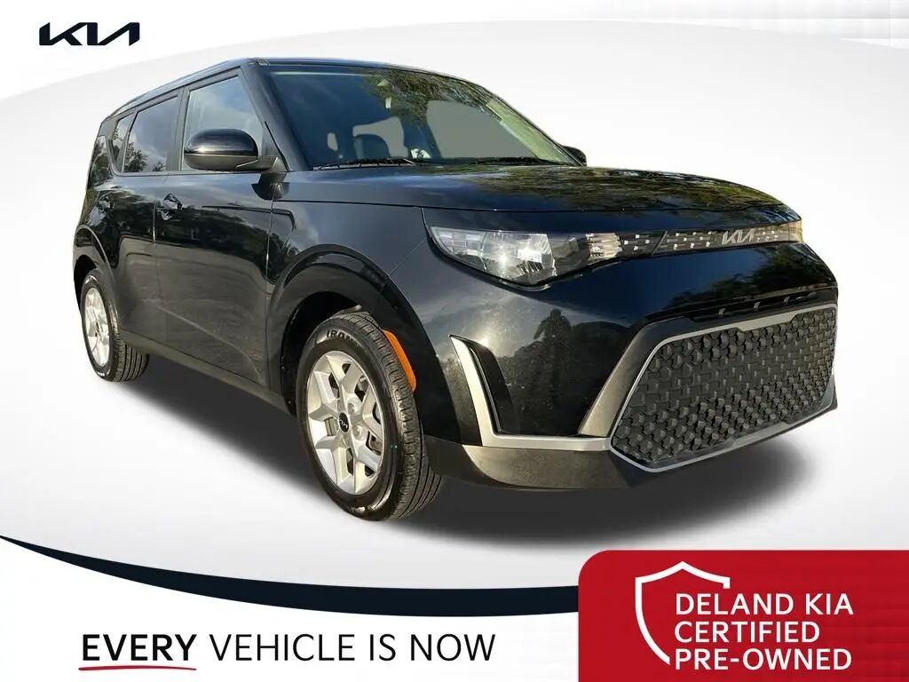 2024 Kia Soul LX — photo 1 of 13
