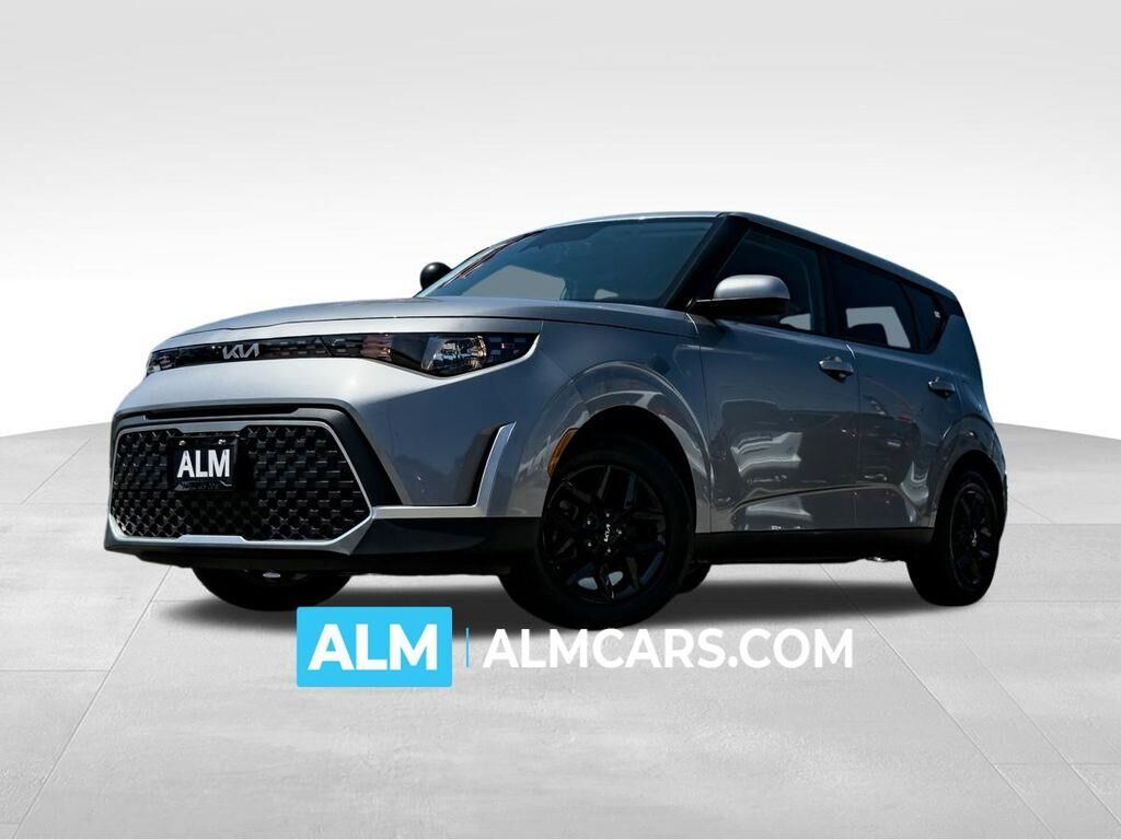 2024 Kia Soul LX — photo 1 of 13
