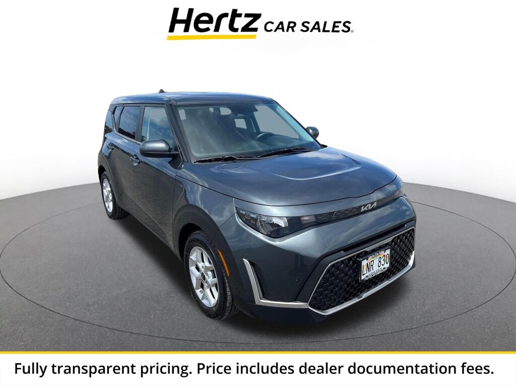2025 Kia Soul LX — photo 1 of 13