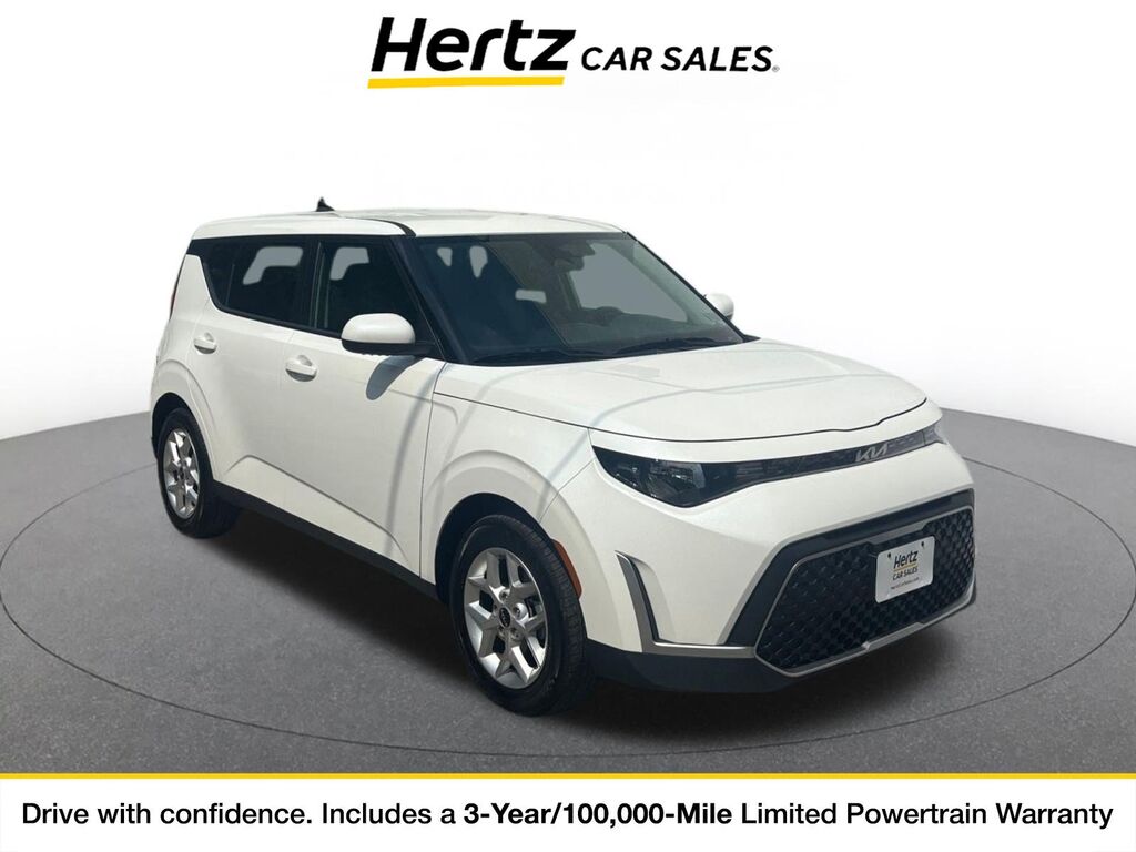 2025 Kia Soul LX — photo 1 of 11