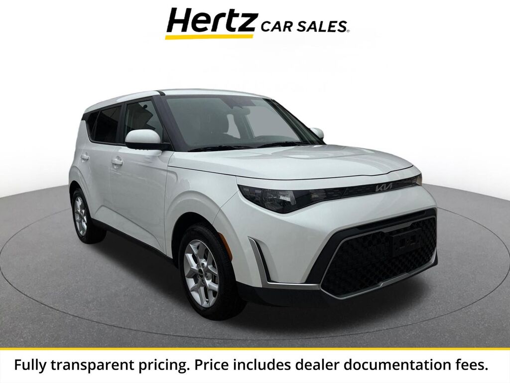 2025 Kia Soul LX — photo 1 of 1