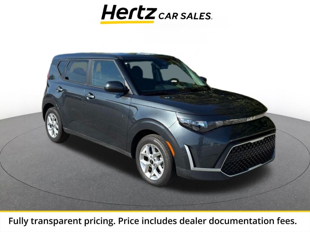 2025 Kia Soul LX — photo 1 of 1