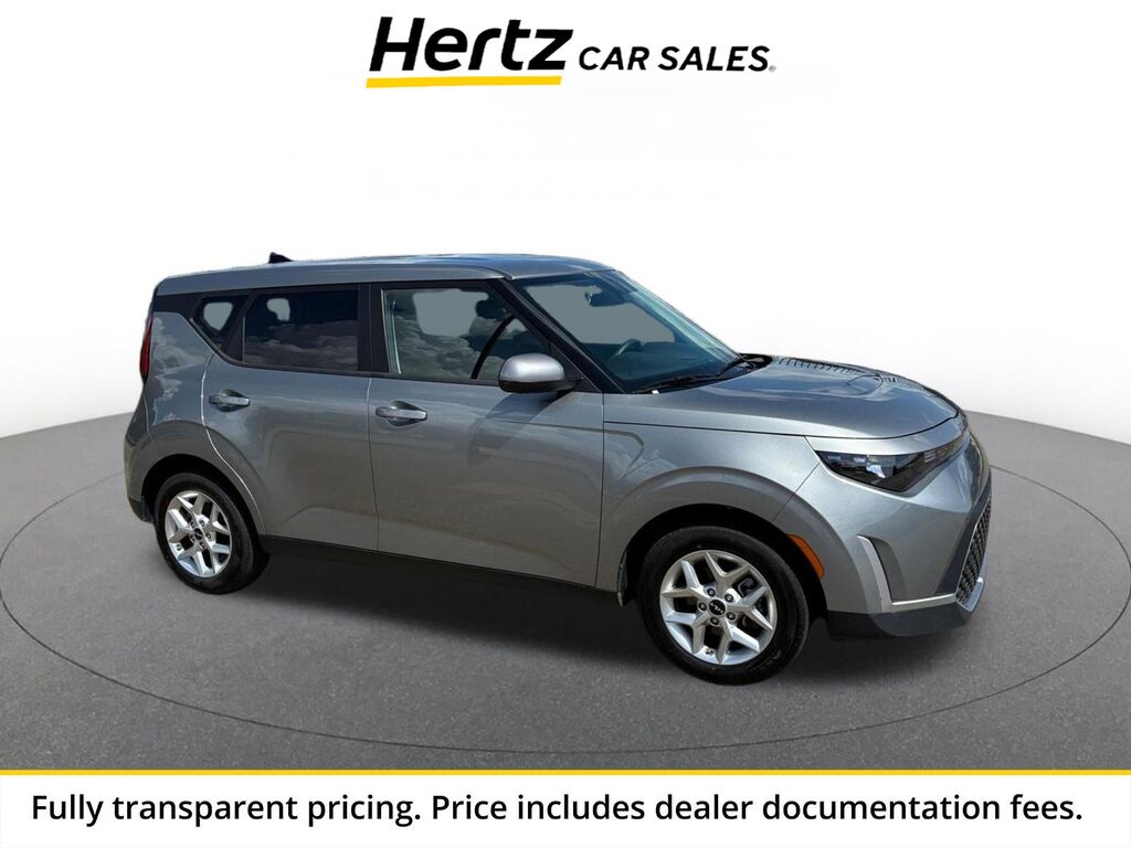 2025 Kia Soul LX — photo 1 of 1
