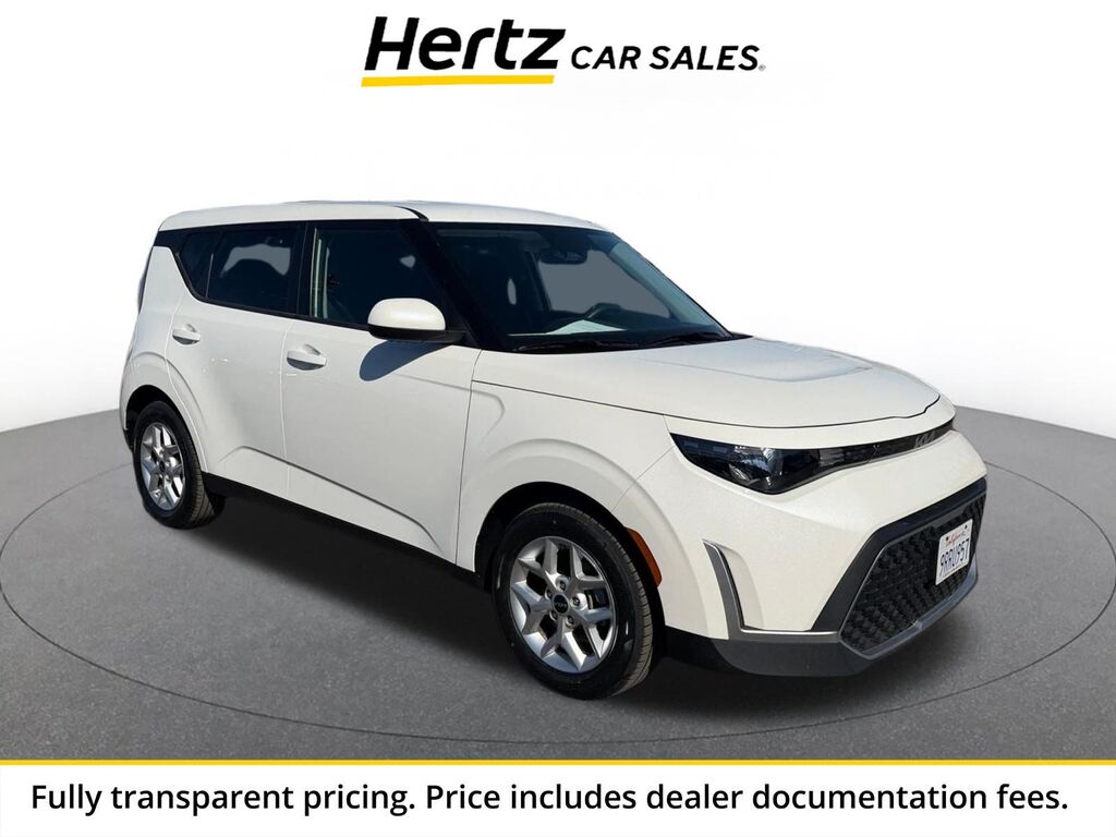 2025 Kia Soul LX — photo 1 of 1