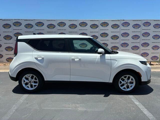 2024 Kia Soul S