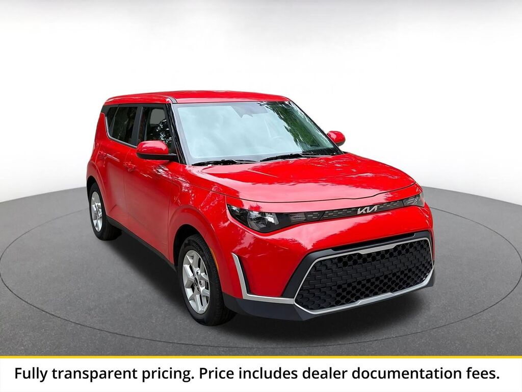 2025 Kia Soul LX — photo 1 of 1