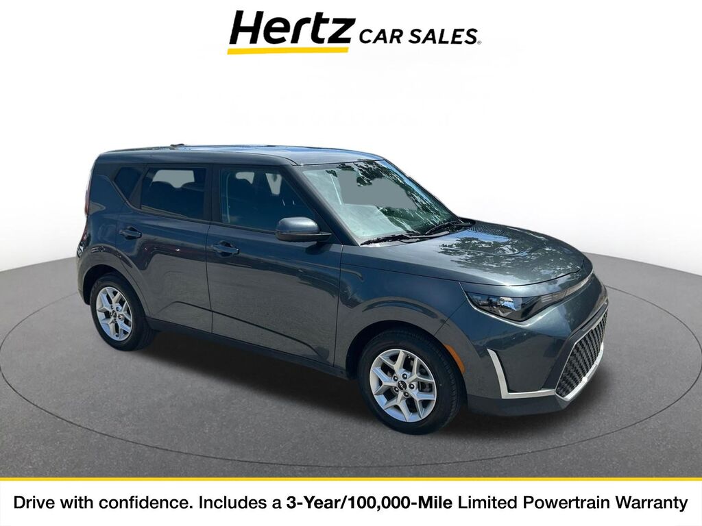 2025 Kia Soul LX — photo 1 of 11