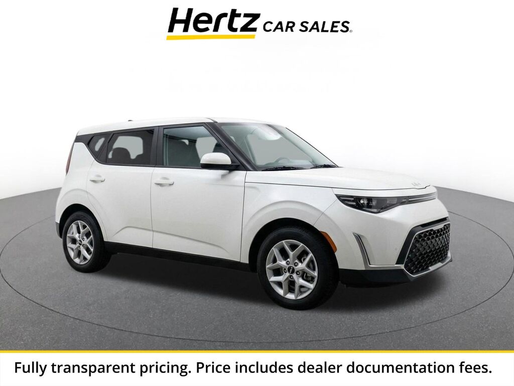 2025 Kia Soul LX — photo 1 of 1
