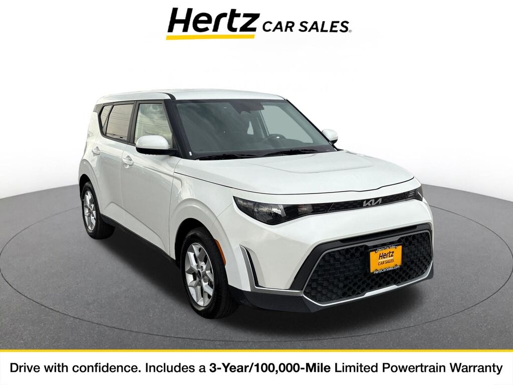 2025 Kia Soul LX — photo 1 of 11
