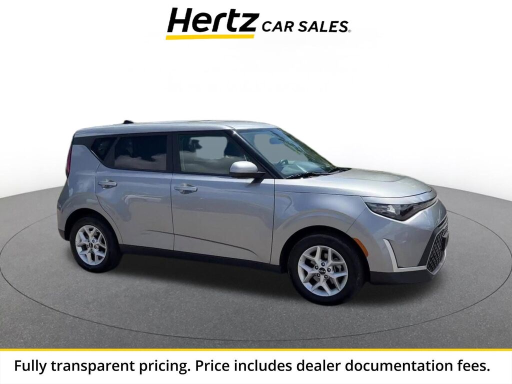 2025 Kia Soul LX — photo 1 of 1