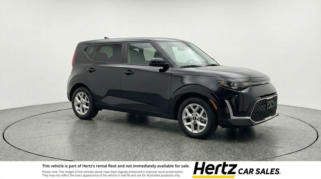 2025 Kia Soul LX — photo 1 of 1