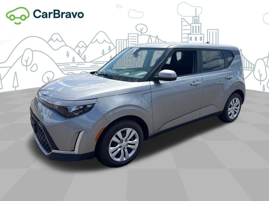 2023 Kia Soul LX — photo 1 of 7