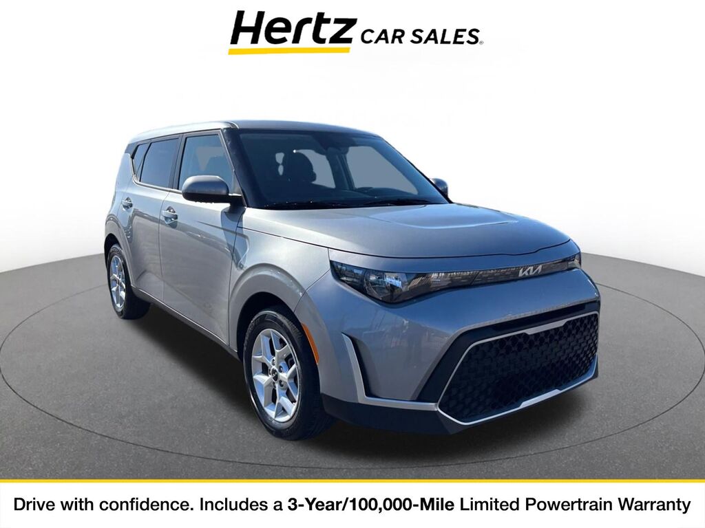 2025 Kia Soul LX — photo 1 of 11