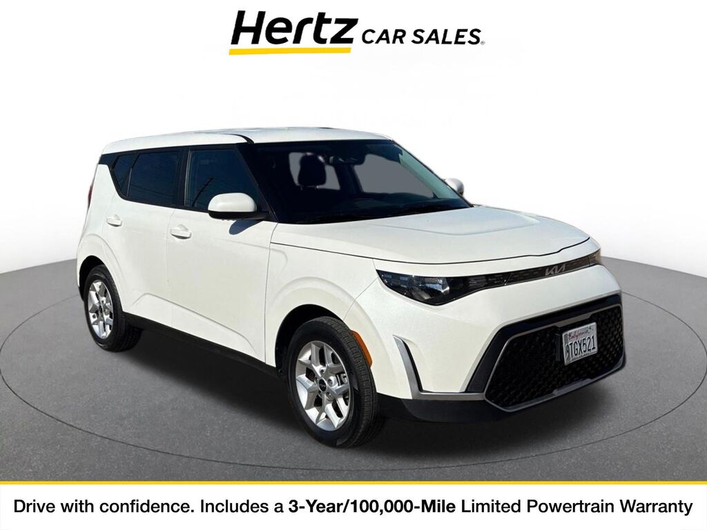 2025 Kia Soul LX — photo 1 of 1