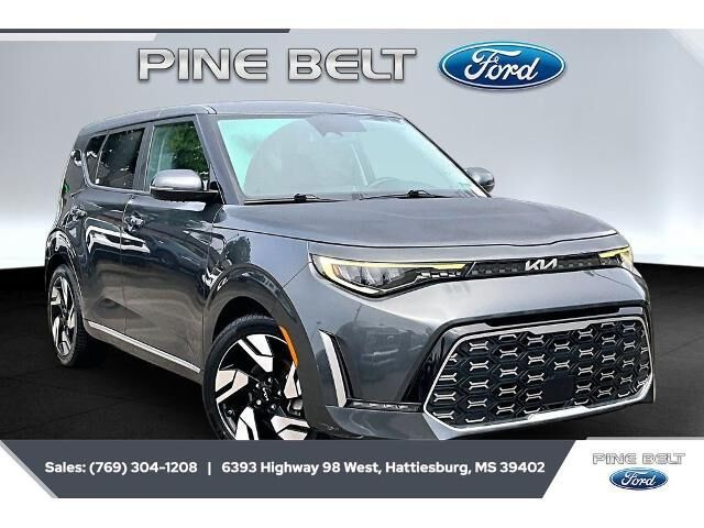 2023 Kia Soul GT-Line — photo 1 of 13