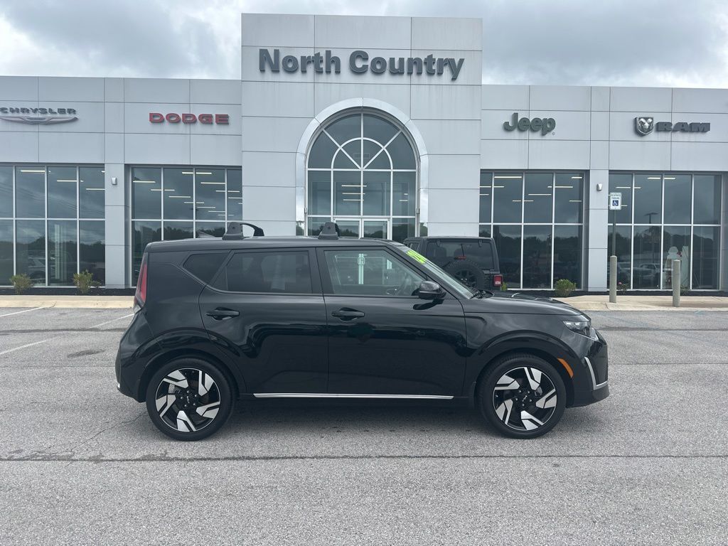 2025 Kia Soul GT-Line — photo 1 of 13