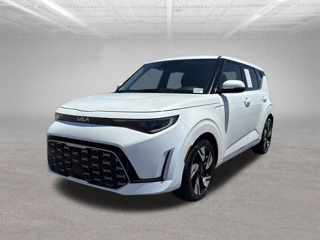 2023 Kia Soul GT-Line — photo 1 of 13