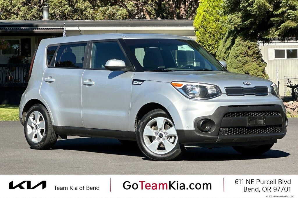 2019 Kia Soul Base — photo 1 of 13