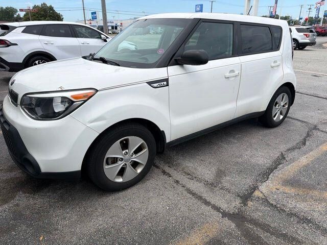 2016 Kia Soul Base