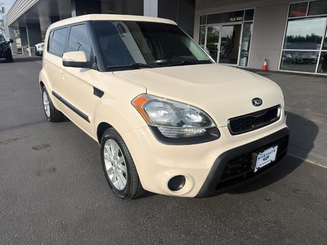 2013 Kia Soul +