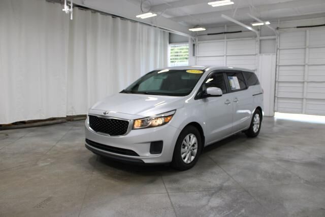 2018 Kia Sedona L — photo 1 of 1