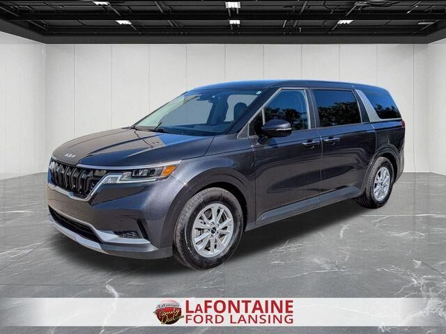 2023 Kia Carnival LX