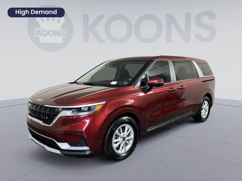 2024 Kia Carnival LX