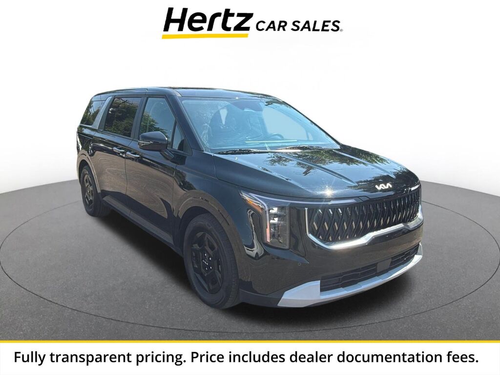 2026 Kia Carnival LXS — photo 1 of 4