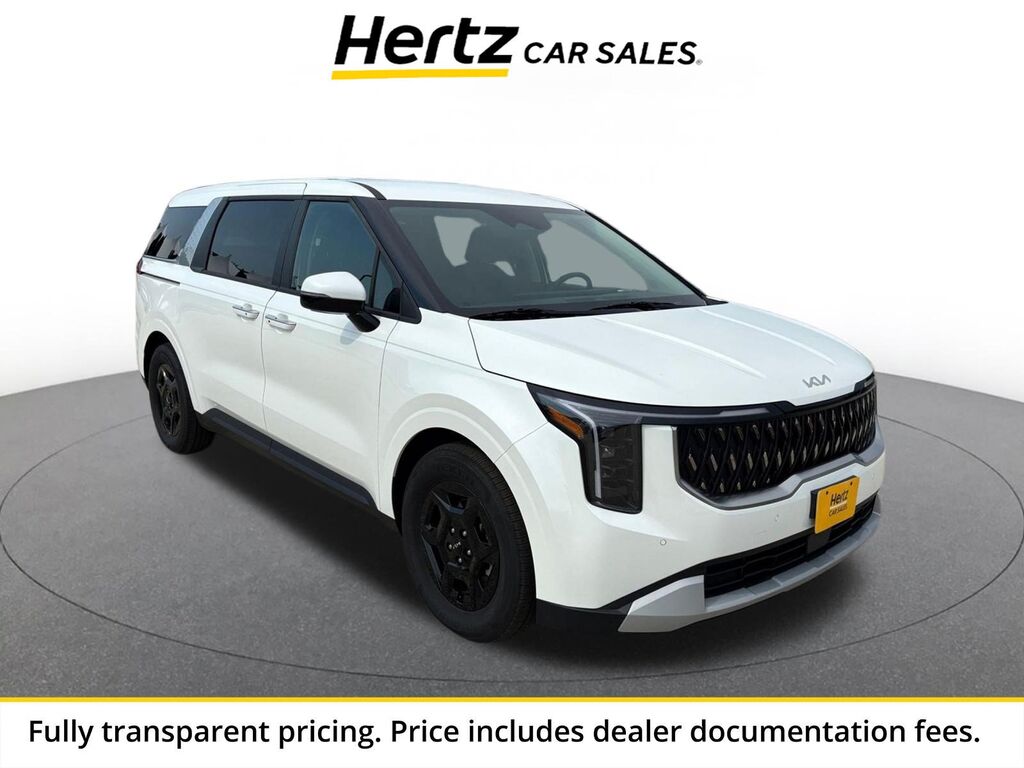 2026 Kia Carnival LXS — photo 1 of 1