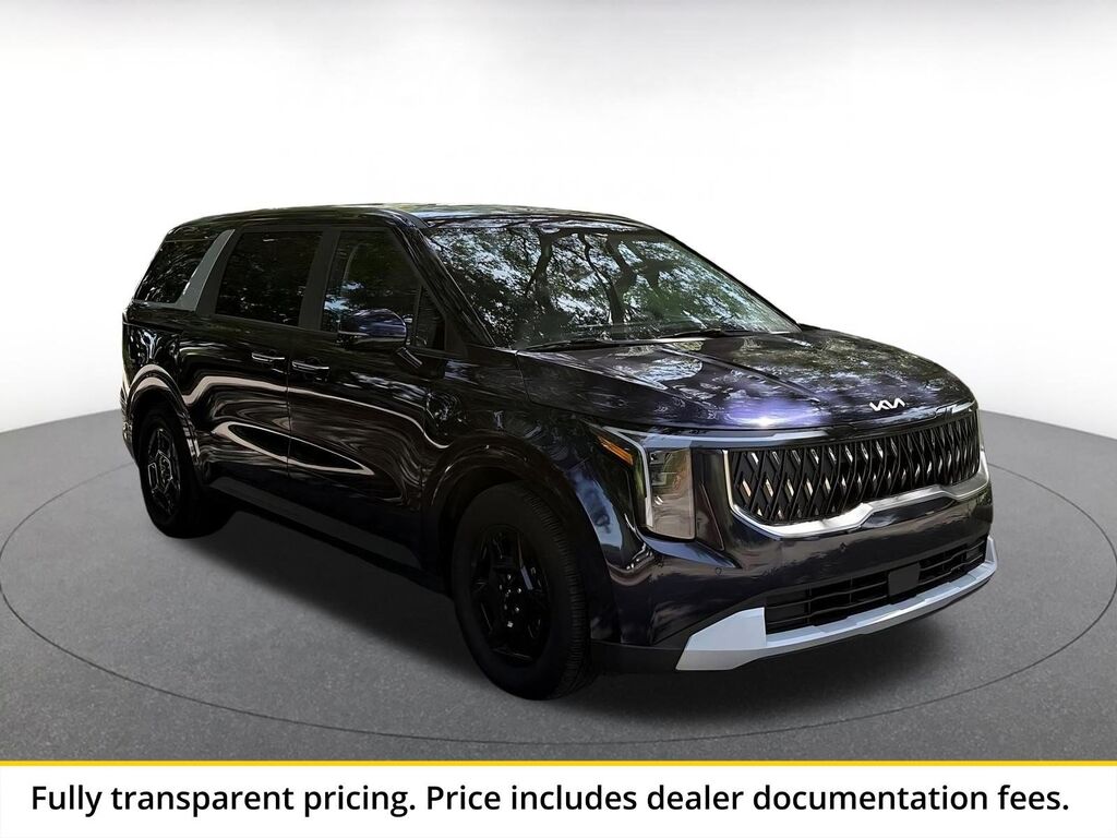 2026 Kia Carnival LXS — photo 1 of 1