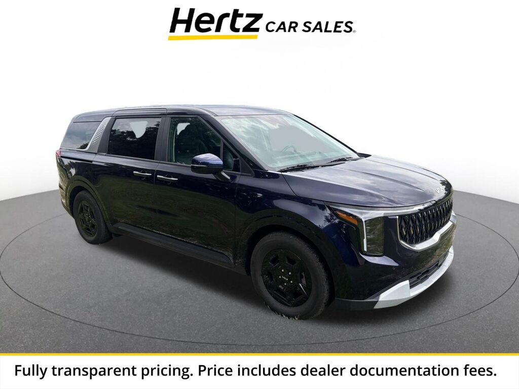 2026 Kia Carnival LXS — photo 1 of 11