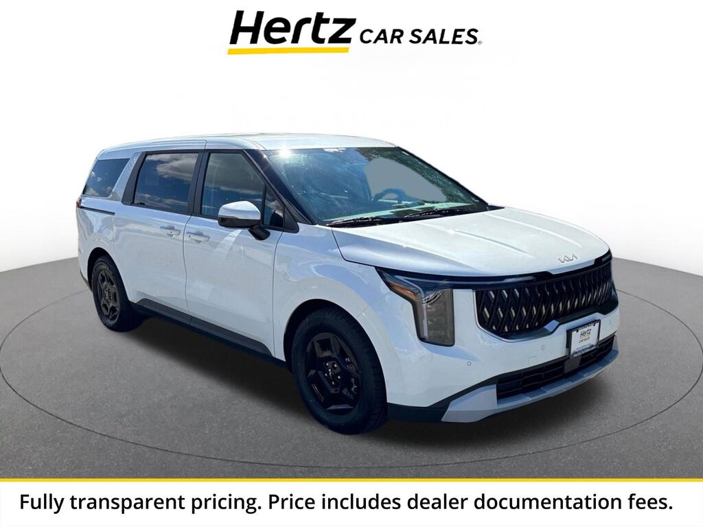 2026 Kia Carnival LXS — photo 1 of 1