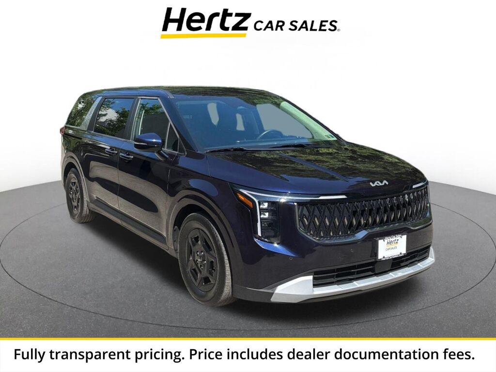 2026 Kia Carnival LXS — photo 1 of 4