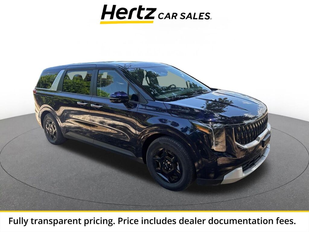 2026 Kia Carnival LXS — photo 1 of 4