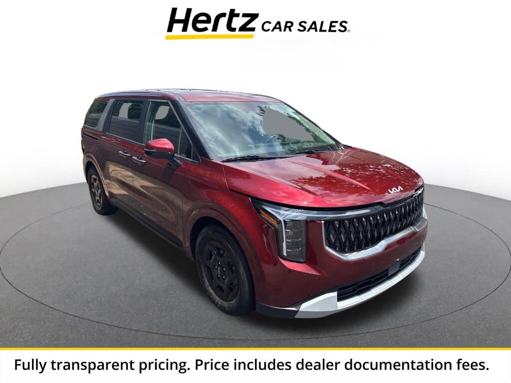 2026 Kia Carnival LXS — photo 1 of 13