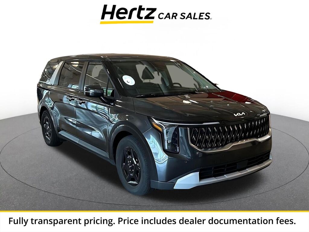 2026 Kia Carnival LXS — photo 1 of 1