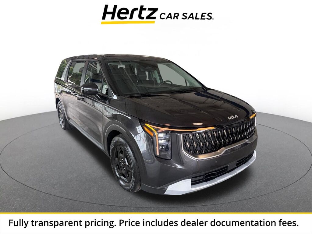 2026 Kia Carnival LXS — photo 1 of 1