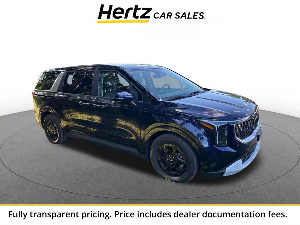 2026 Kia Carnival LXS — photo 1 of 11