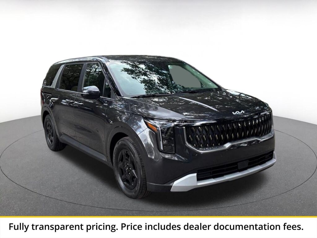 2026 Kia Carnival LXS — photo 1 of 1