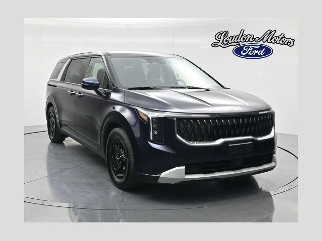 2025 Kia Carnival LXS