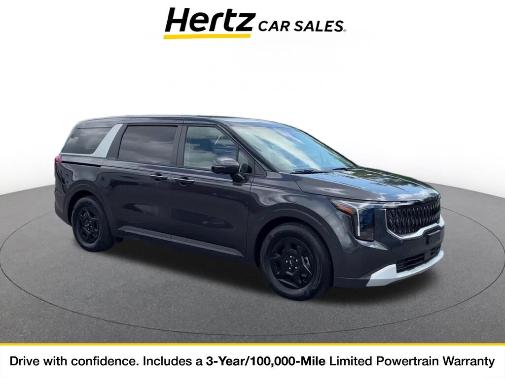 2026 Kia Carnival LXS — photo 1 of 11
