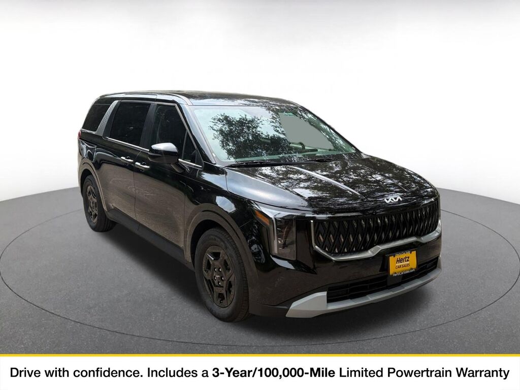 2026 Kia Carnival LXS — photo 1 of 11
