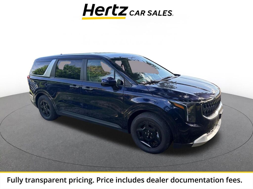 2026 Kia Carnival LXS — photo 1 of 1